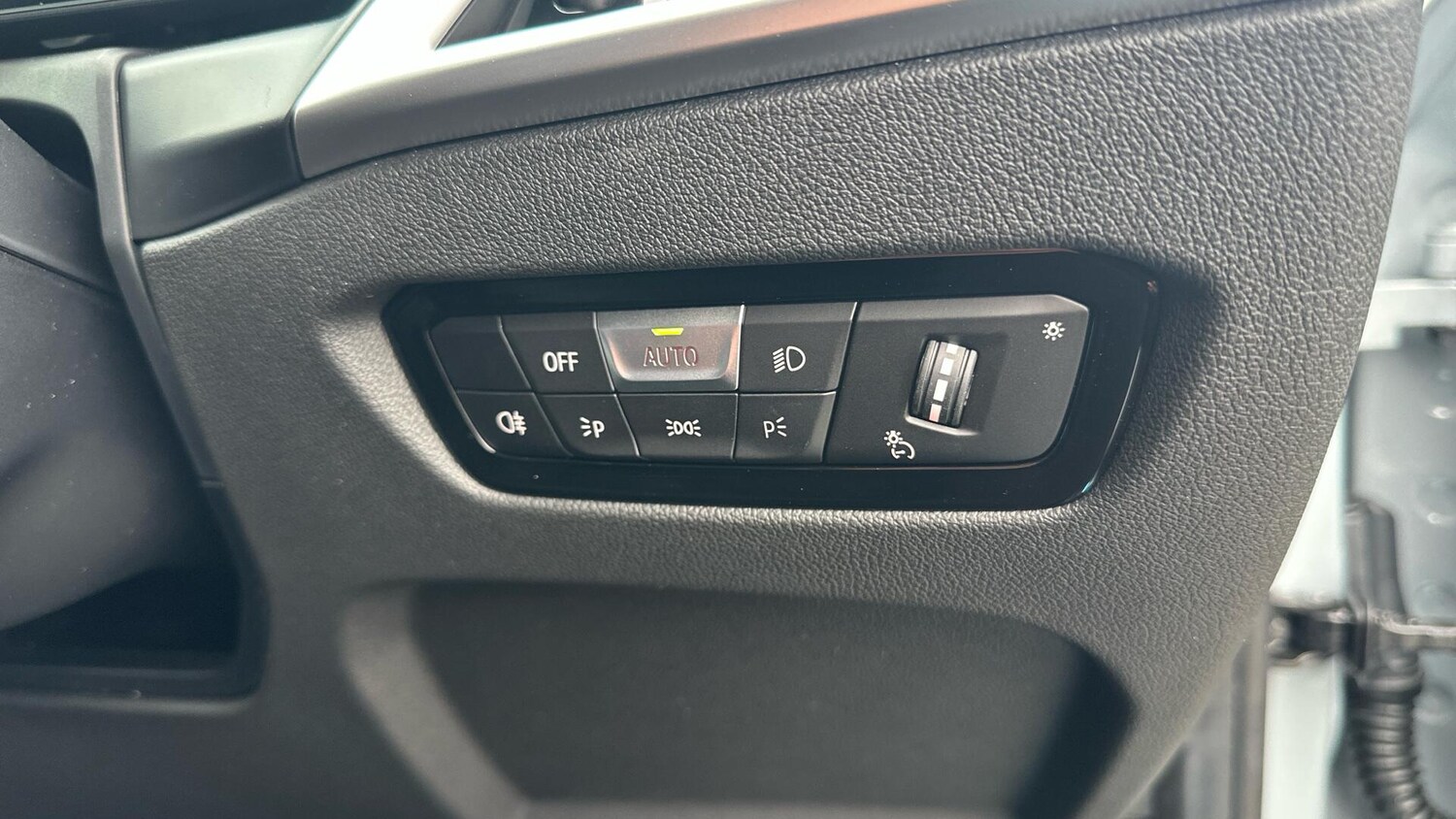 Used BMW 3 Series 2025 for sale - 77604674: Photo 25