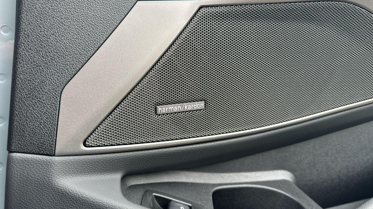 Used BMW 3 Series 2025 for sale - 77604674: Photo 36