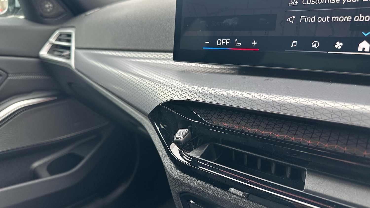 Used BMW 3 Series 2025 for sale - 77604674: Photo 47