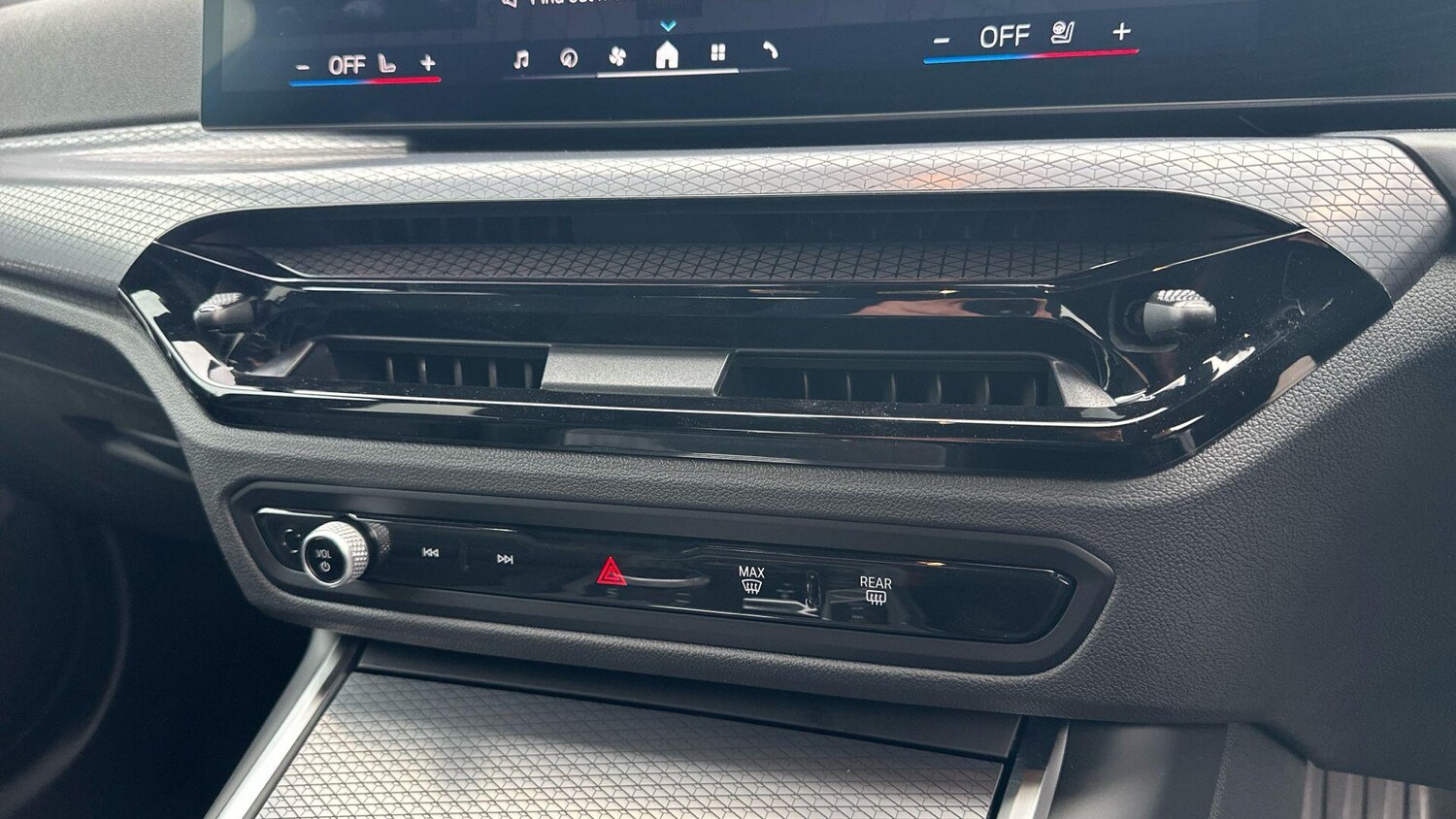 Used BMW 3 Series 2025 for sale - 77604674: Photo 94