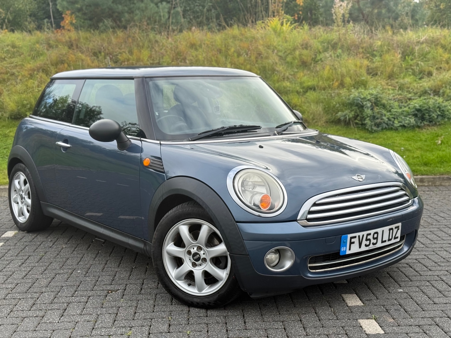 Used MINI Hatch 2010 for sale - 76157750: Photo 1