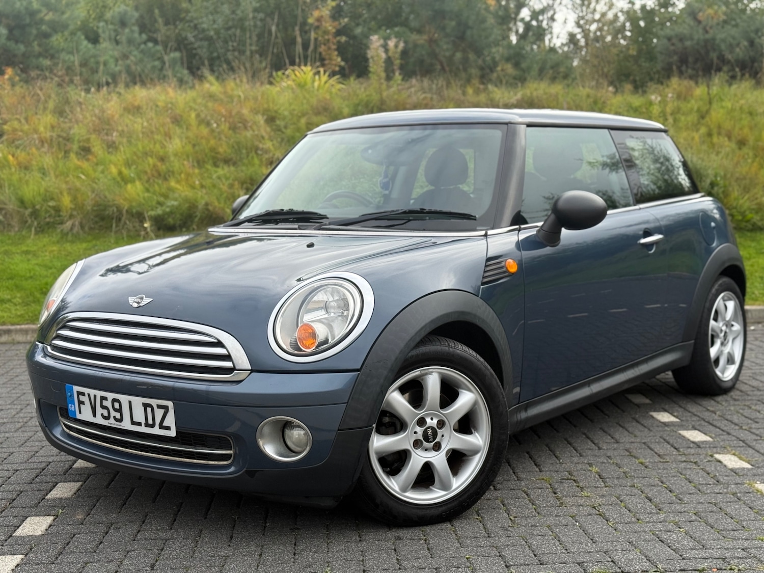Used MINI Hatch 2010 for sale - 76157750: Photo 3