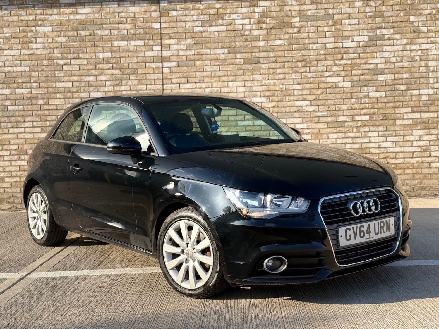 Used Audi A1 2015 for sale - 76097625: Photo 1