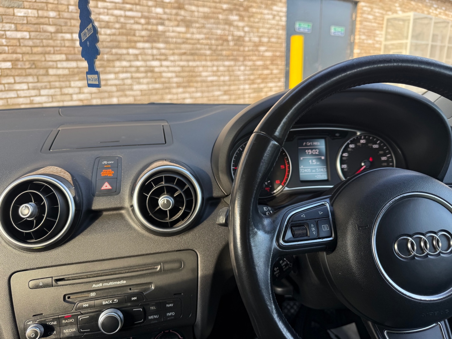 Used Audi A1 2015 for sale - 76097625: Photo 16