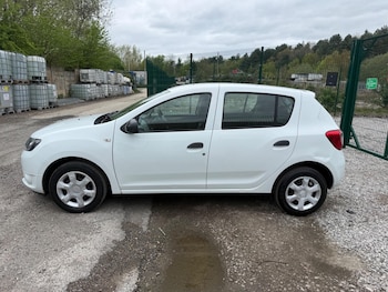 Used Dacia Sandero 2014 for sale - 78275920: Photo