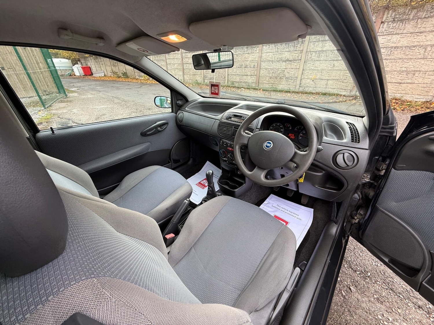 Used Fiat Punto 2003 for sale - 77156563: Photo 25