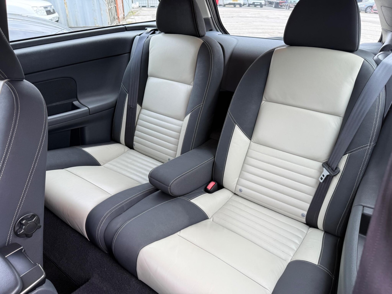 Used Volvo C30 2010 for sale - 78086261: Photo 15