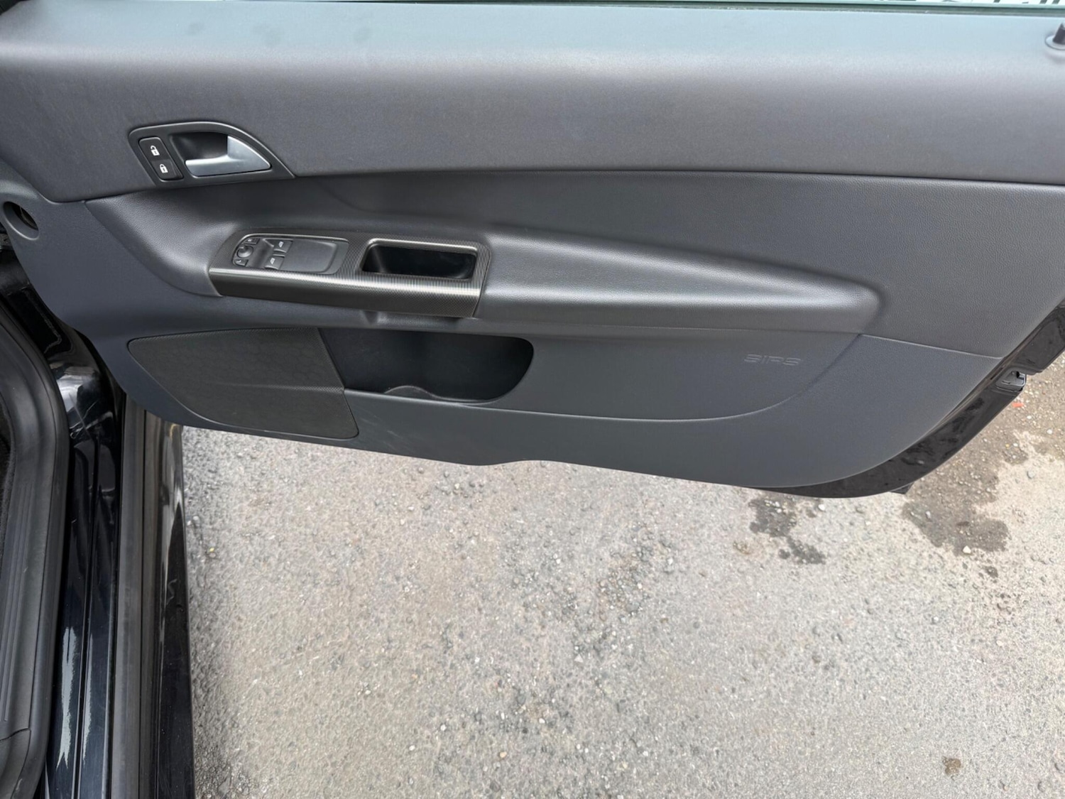 Used Volvo C30 2010 for sale - 78086261: Photo 17