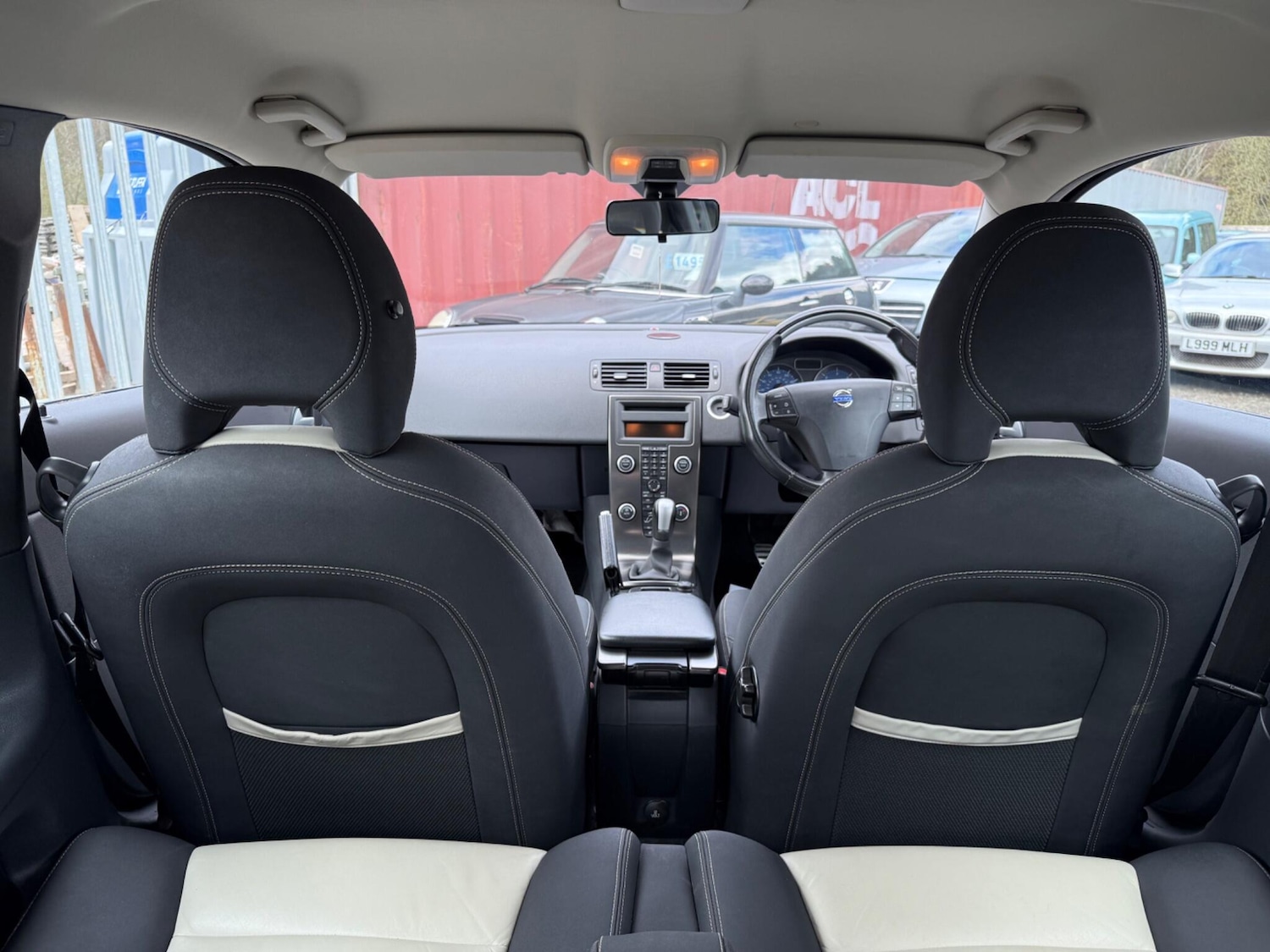 Used Volvo C30 2010 for sale - 78086261: Photo 27