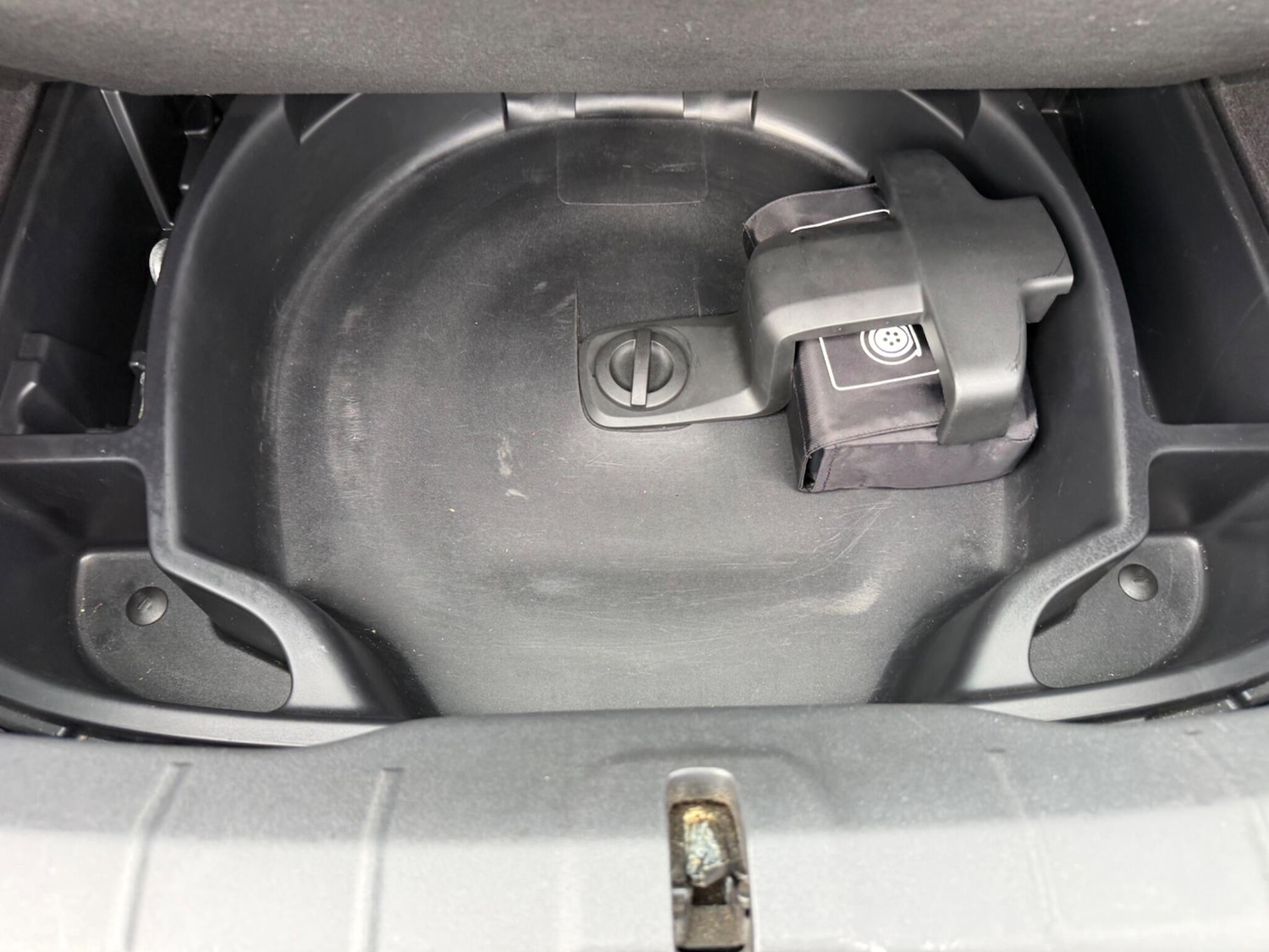 Used Volvo C30 2010 for sale - 78086261: Photo 28