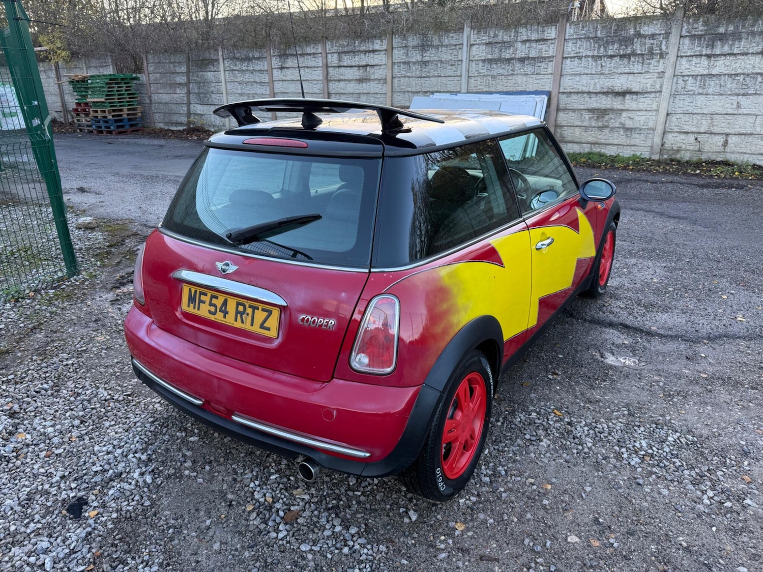 Used MINI Hatch 2004 for sale - 76824595: Photo 8