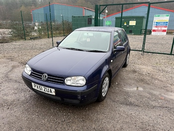 Used Volkswagen Golf 2001 for sale - 77497404: Photo