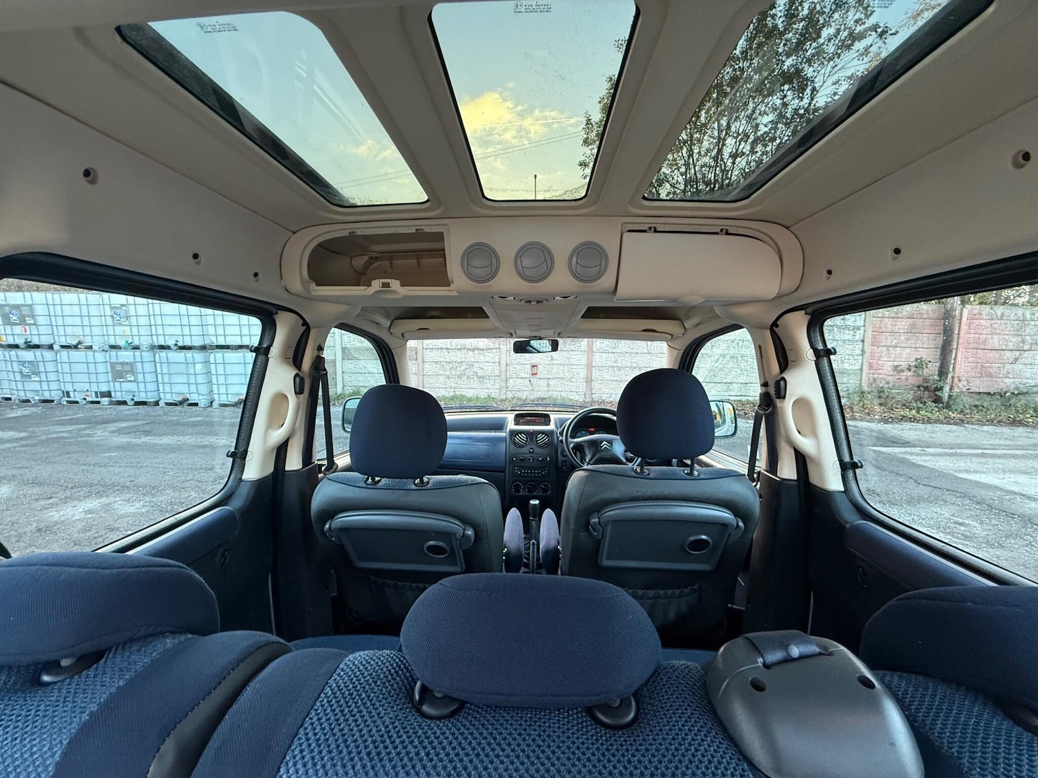 Used Citroen Berlingo Multispace 2004 for sale - 76612954: Photo 17