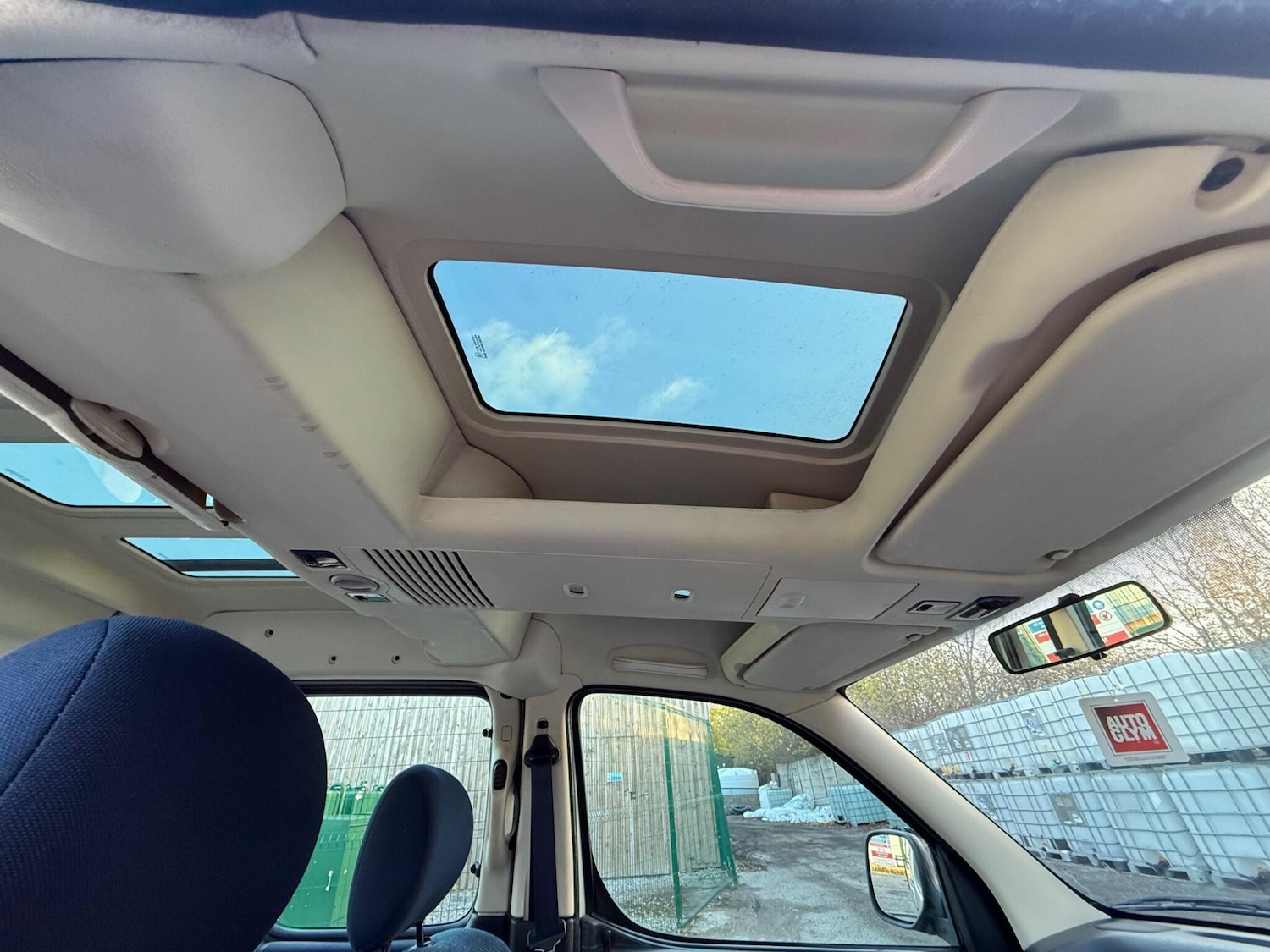 Used Citroen Berlingo Multispace 2004 for sale - 76612954: Photo 31