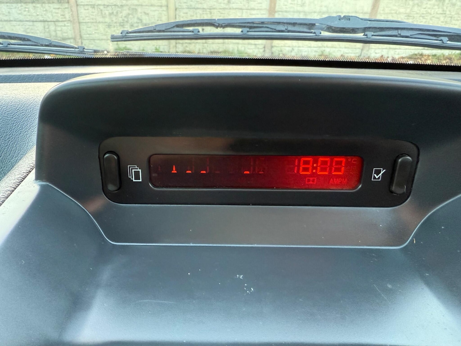 Used Citroen Berlingo Multispace 2004 for sale - 76612954: Photo 37