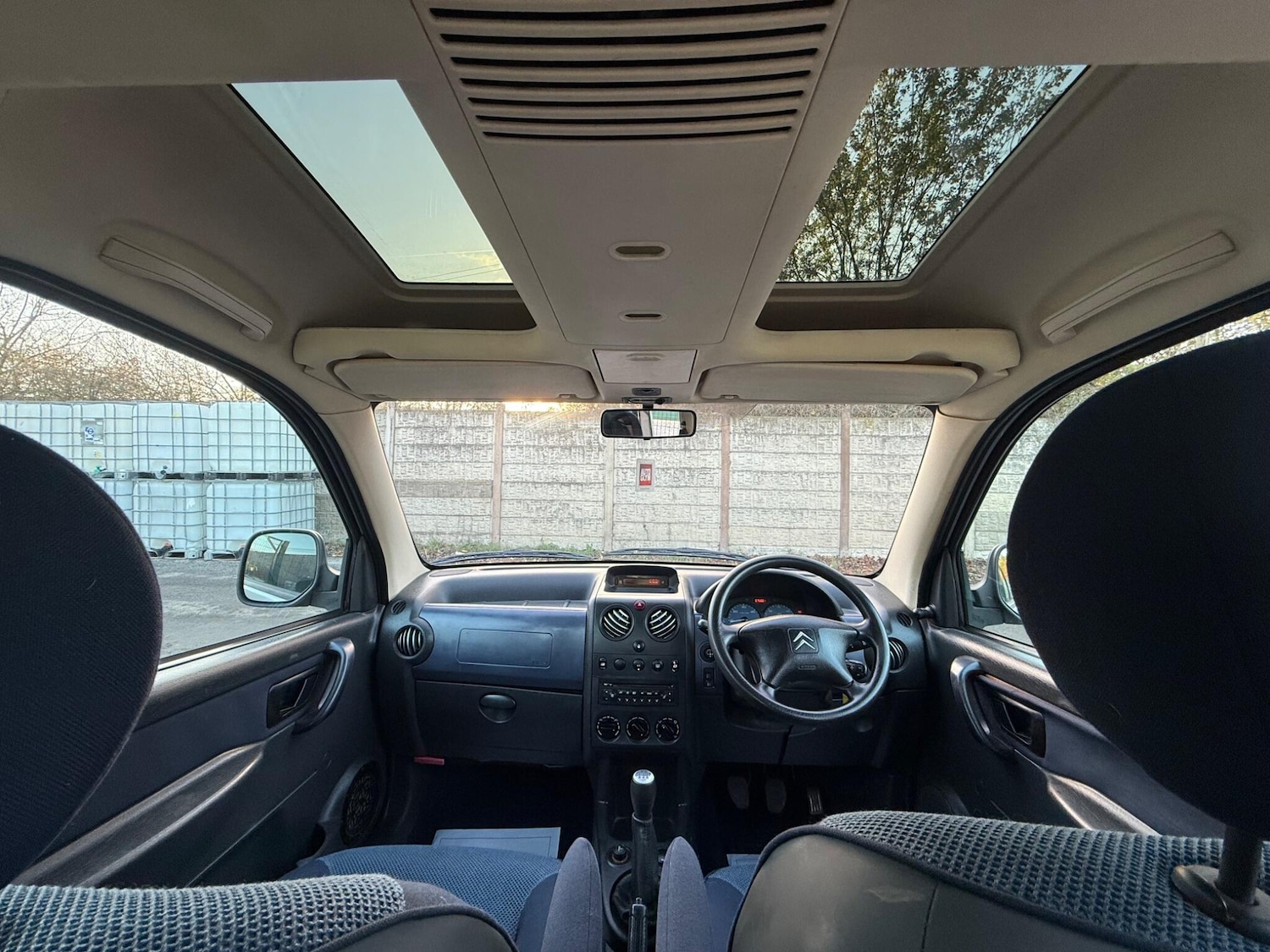 Used Citroen Berlingo Multispace 2004 for sale - 76612954: Photo 9