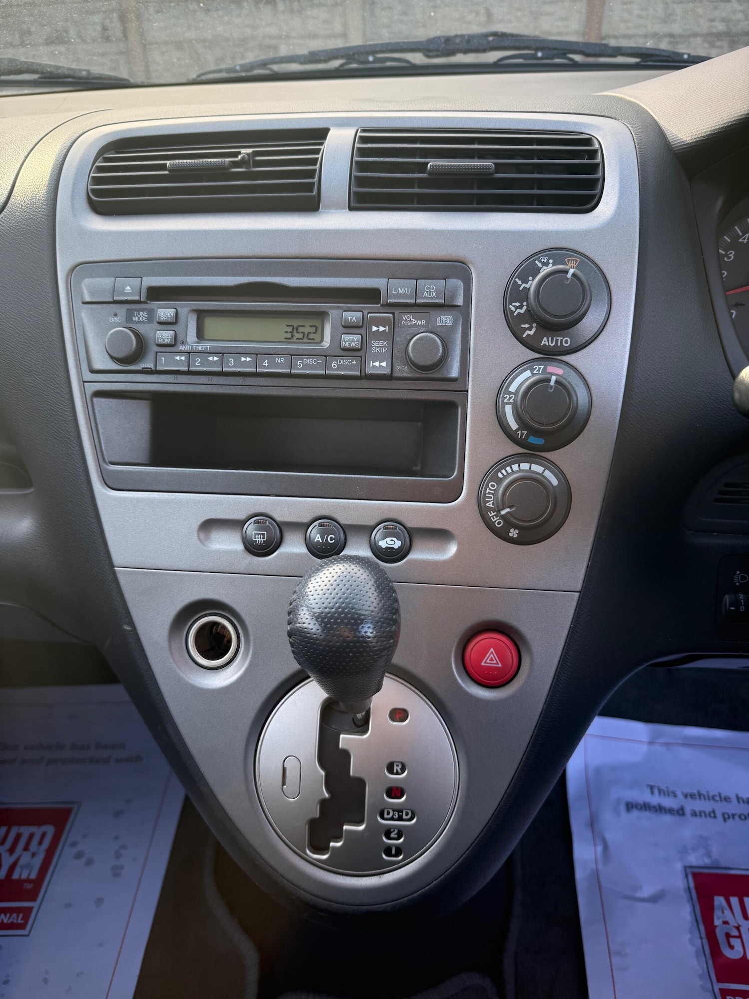 Used Honda Civic 2002 for sale - 77091731: Photo 9