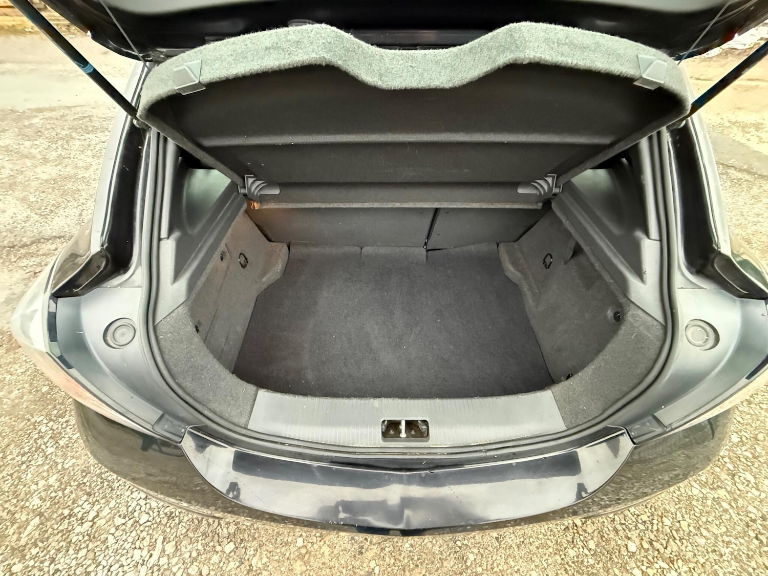 Used Vauxhall Astra 2009 for sale - 77039725: Photo 28