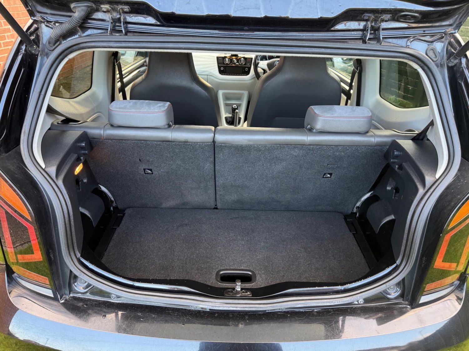 Used Volkswagen up! 2019 for sale - 78047639: Photo 20