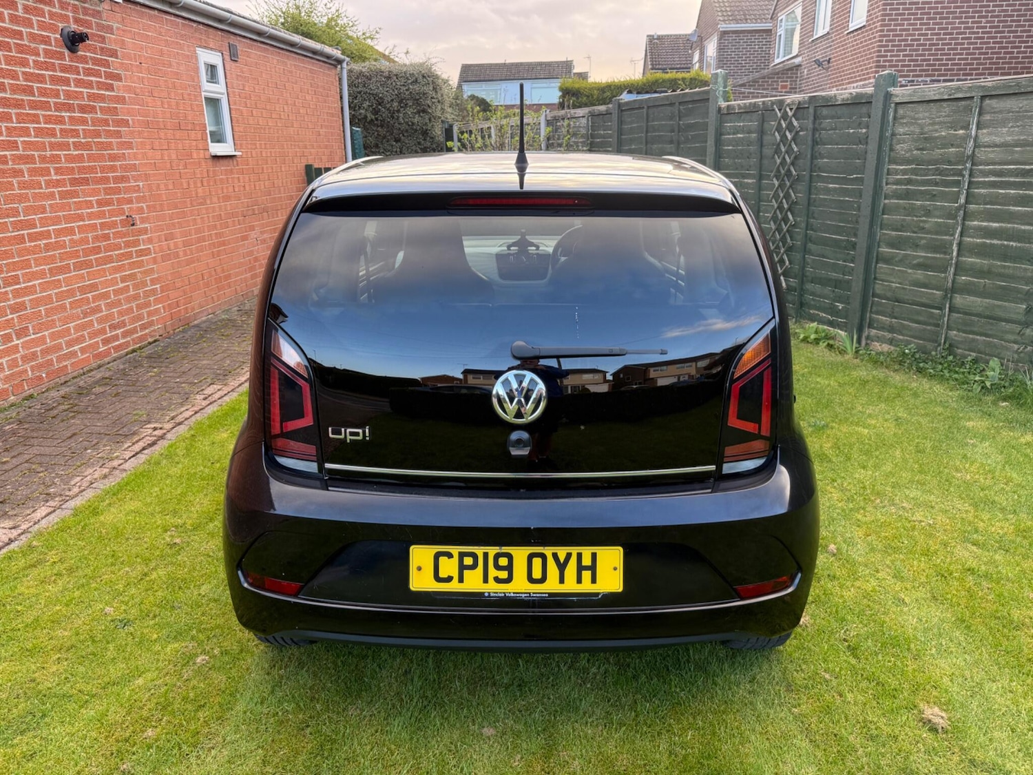 Used Volkswagen up! 2019 for sale - 78047639: Photo 6