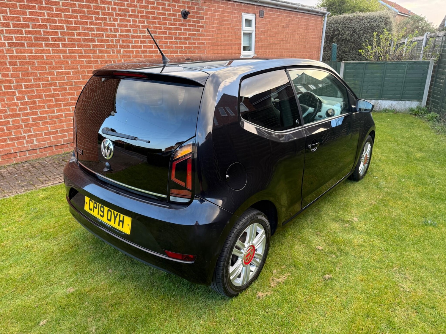 Used Volkswagen up! 2019 for sale - 78047639: Photo 7