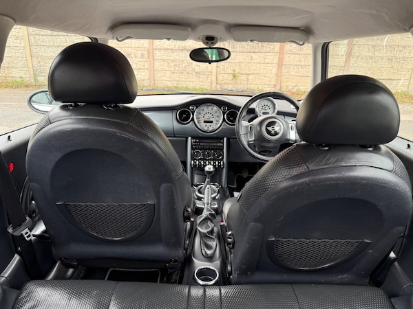 Used MINI Hatch 2004 for sale - 76238944: Photo 15