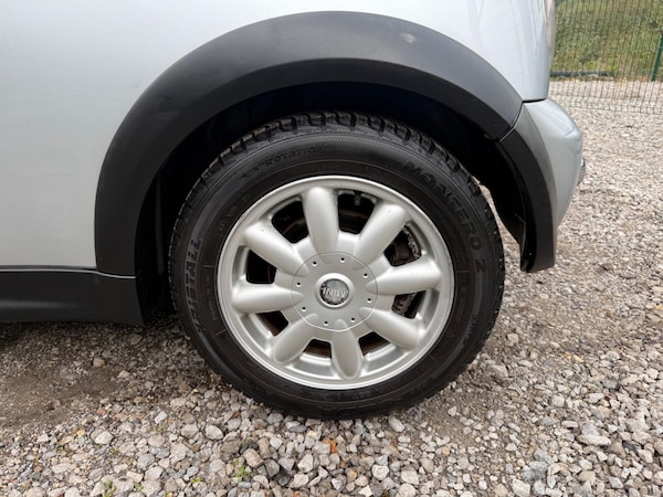 Used MINI Hatch 2004 for sale - 76238944: Photo 23