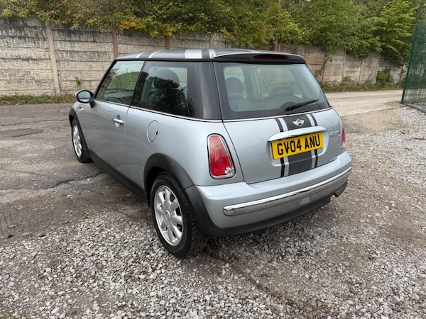Used MINI Hatch 2004 for sale - 76238944: Photo 4