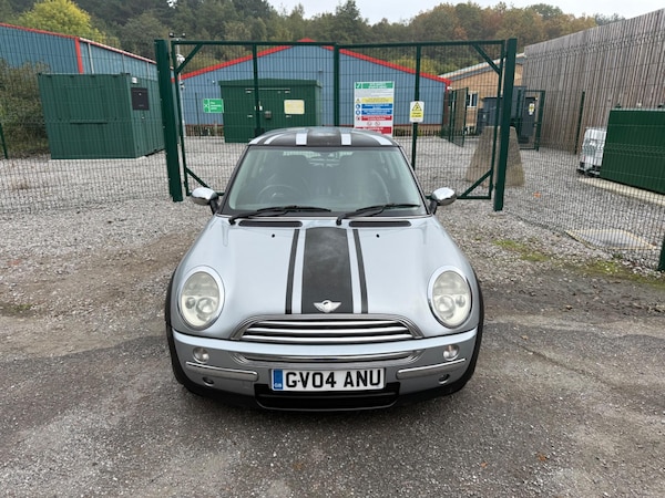 Used MINI Hatch 2004 for sale - 76238944: Photo 8