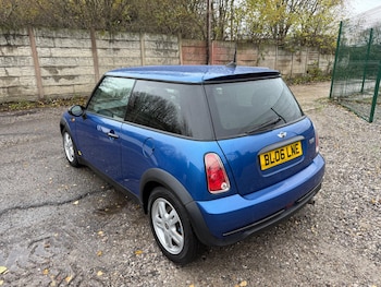 Used MINI Hatch 2006 for sale - 76865696: Photo