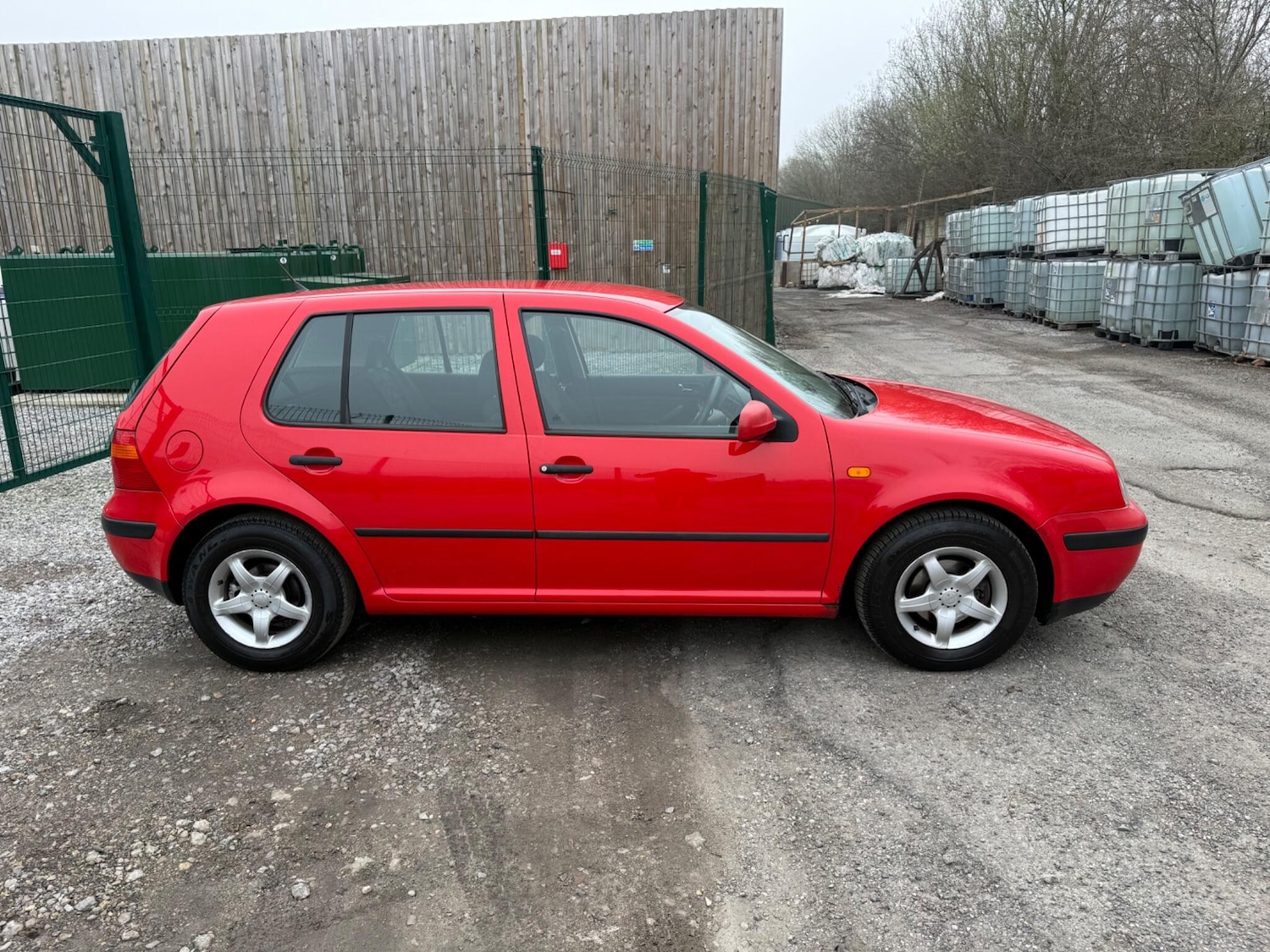 Used Volkswagen Golf 1999 for sale - 77769508: Photo 8