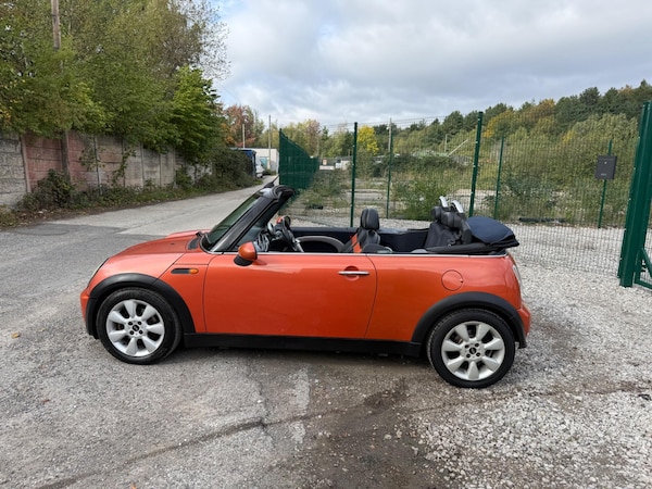 Used MINI Convertible 2006 for sale - 76226305: Photo 13