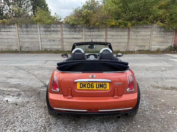 Used MINI Convertible 2006 for sale - 76226305: Photo 15