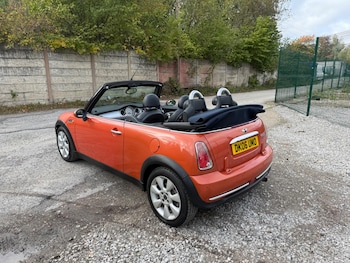 Used MINI Convertible 2006 for sale - 76226305: Photo 4