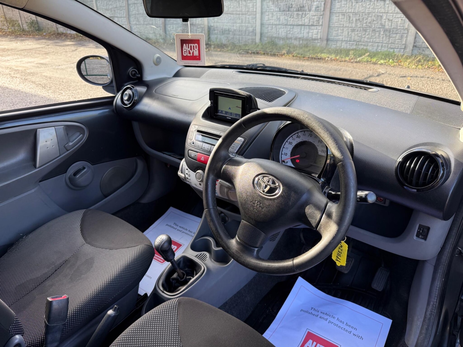 Used Toyota AYGO 2011 for sale - 76336302: Photo 12