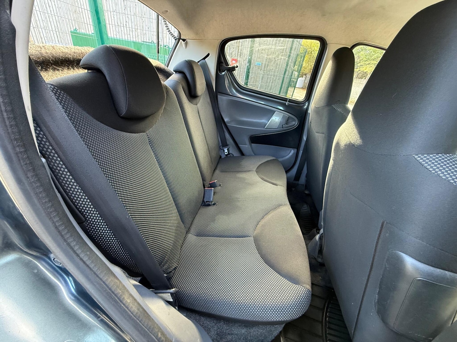 Used Toyota AYGO 2011 for sale - 76336302: Photo 14