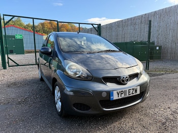 Used Toyota AYGO 2011 for sale - 76336302: Photo
