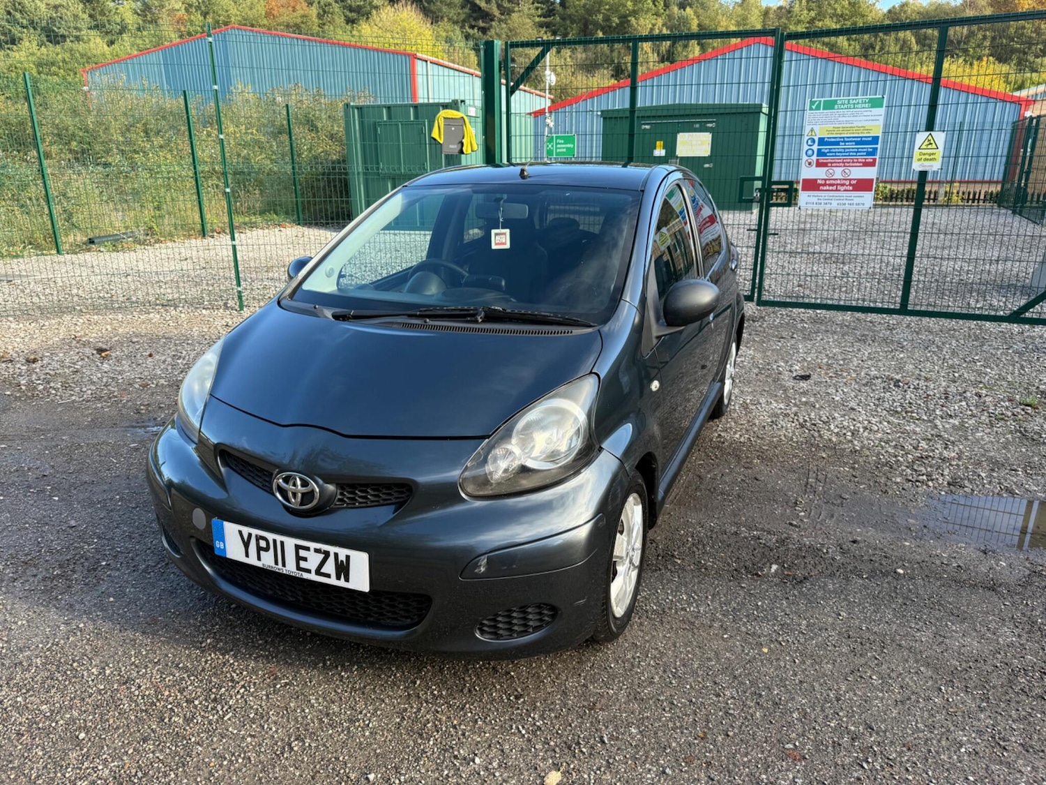 Used Toyota AYGO 2011 for sale - 76336302: Photo 4