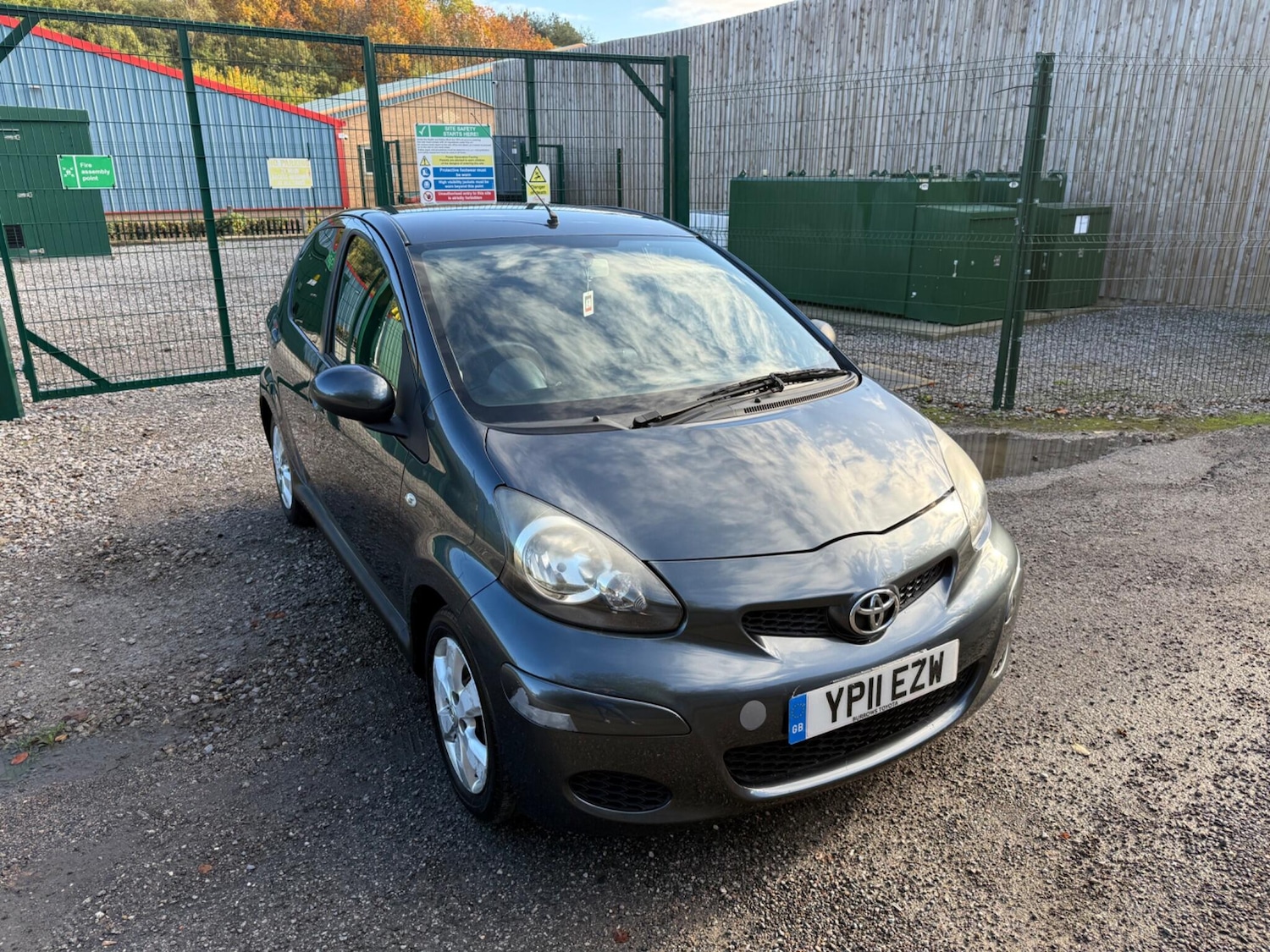 Used Toyota AYGO 2011 for sale - 76336302: Photo 6