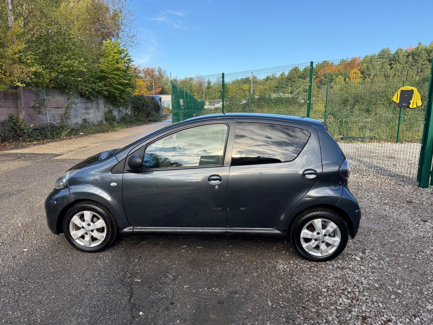 Used Toyota AYGO 2011 for sale - 76336302: Photo 7