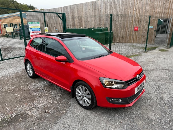 Used Volkswagen Polo 2012 for sale - 76108507: Photo 1