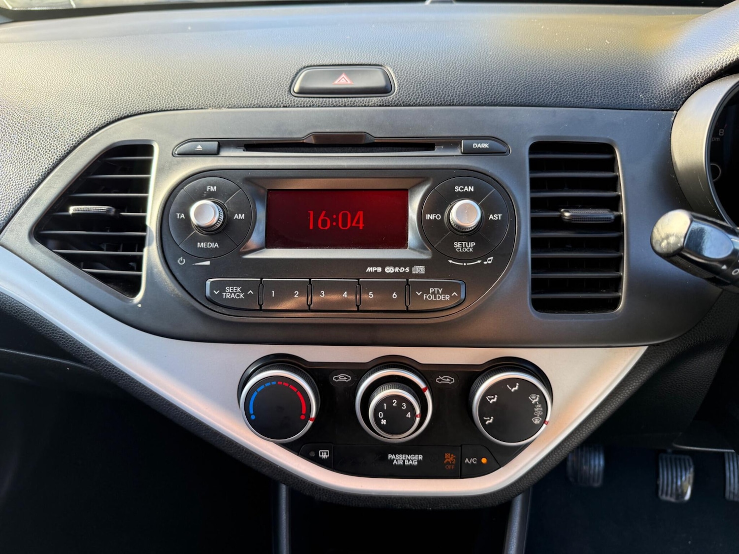 Used Kia Picanto 2013 for sale - 76990356: Photo 24