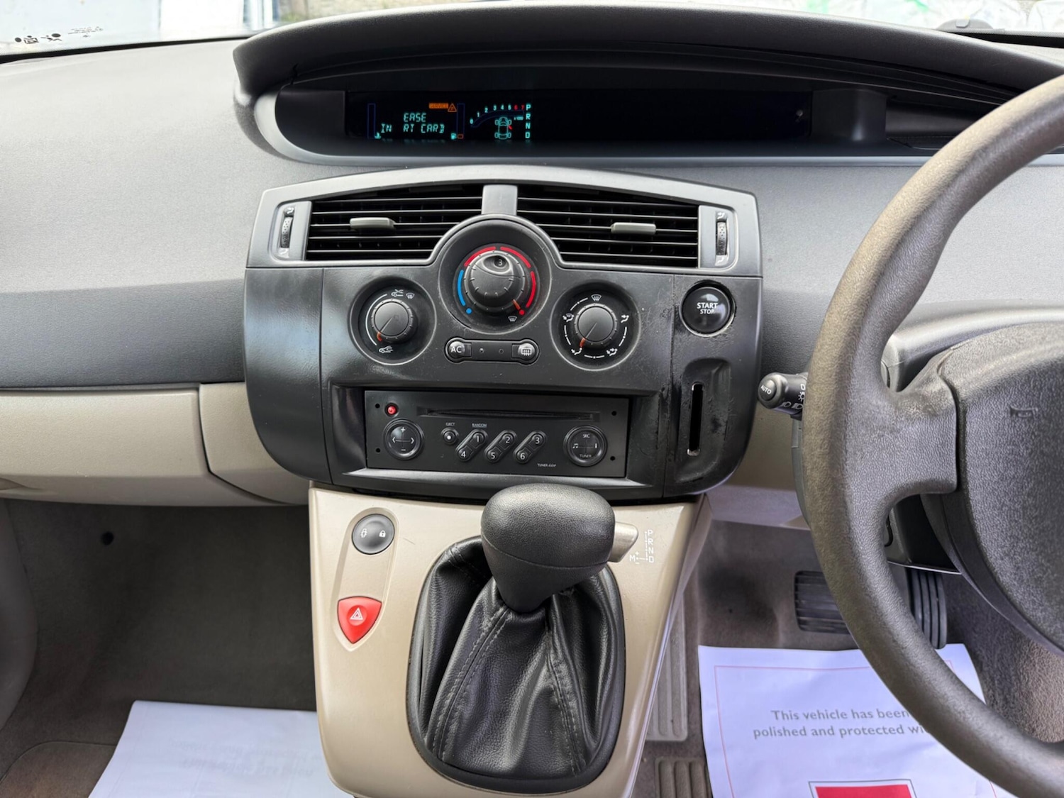 Used Renault Megane 2004 for sale - 76952634: Photo 10