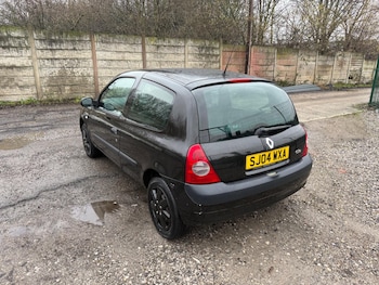 Used Renault Clio 2004 for sale - 77291007: Photo