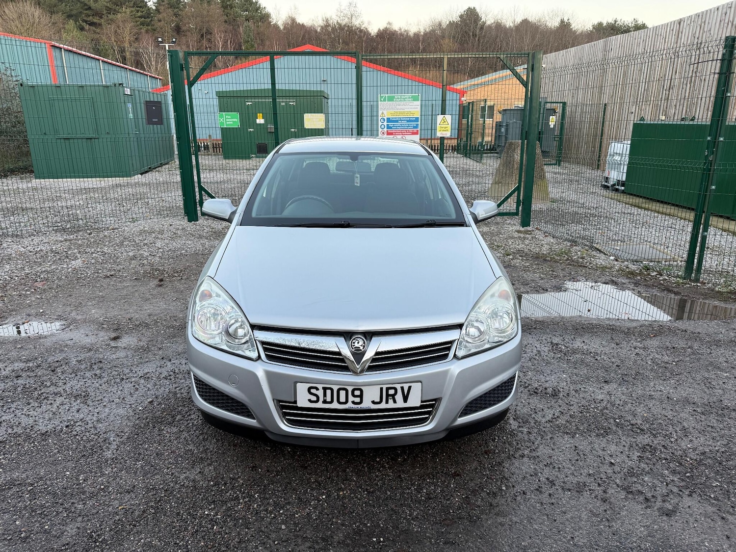 Used Vauxhall Astra 2009 for sale - 77016040: Photo 2