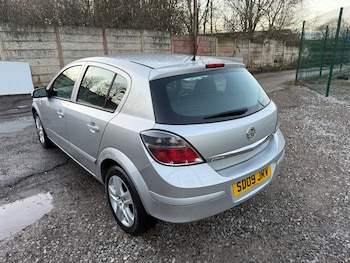 Used Vauxhall Astra 2009 for sale - 77016040: Photo