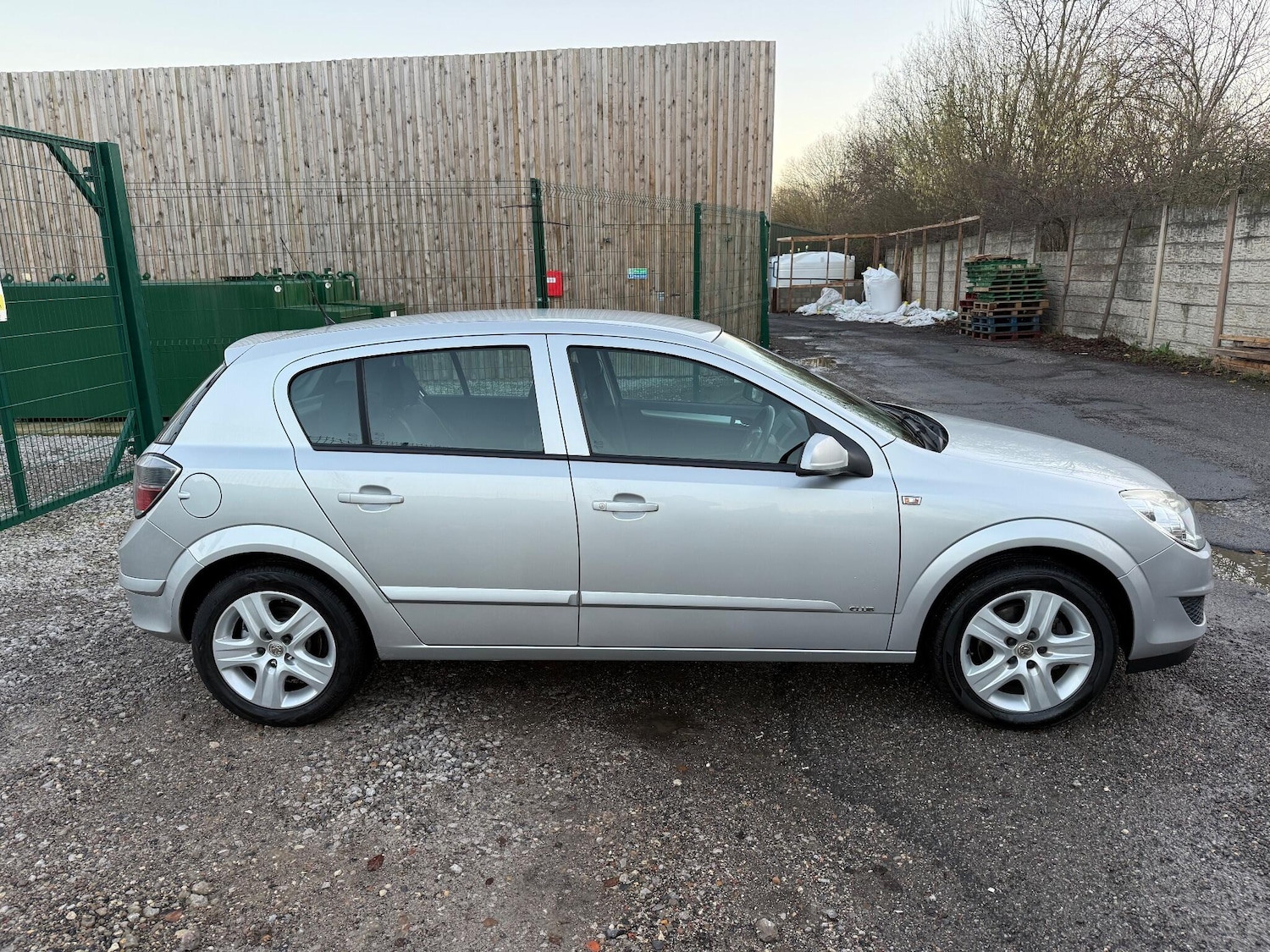 Used Vauxhall Astra 2009 for sale - 77016040: Photo 7