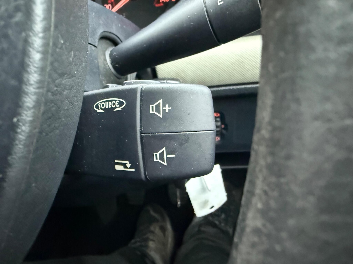 Used Renault Clio 2005 for sale - 77386971: Photo 17