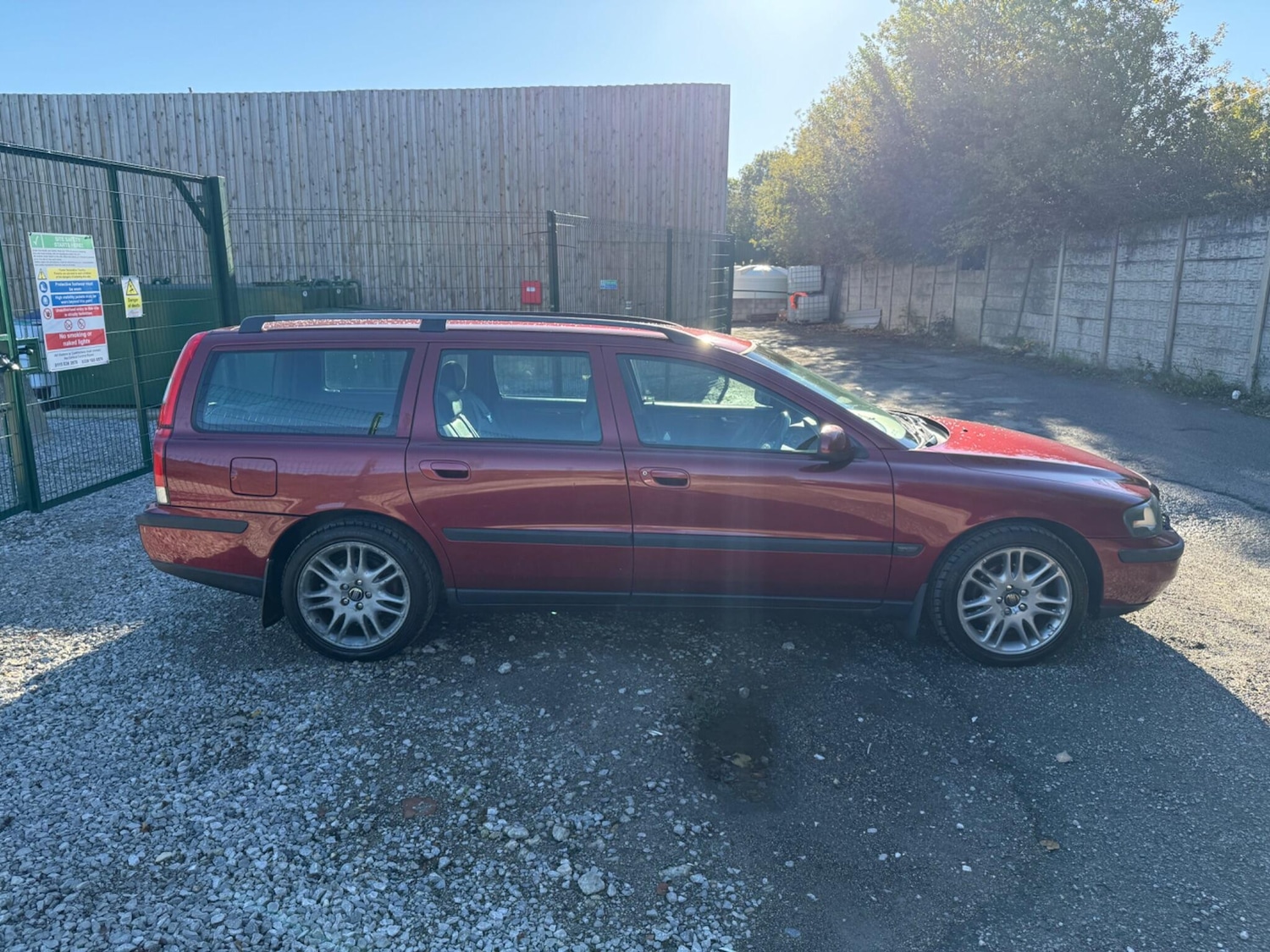 Used Volvo V70 2002 for sale - 76456635: Photo 10