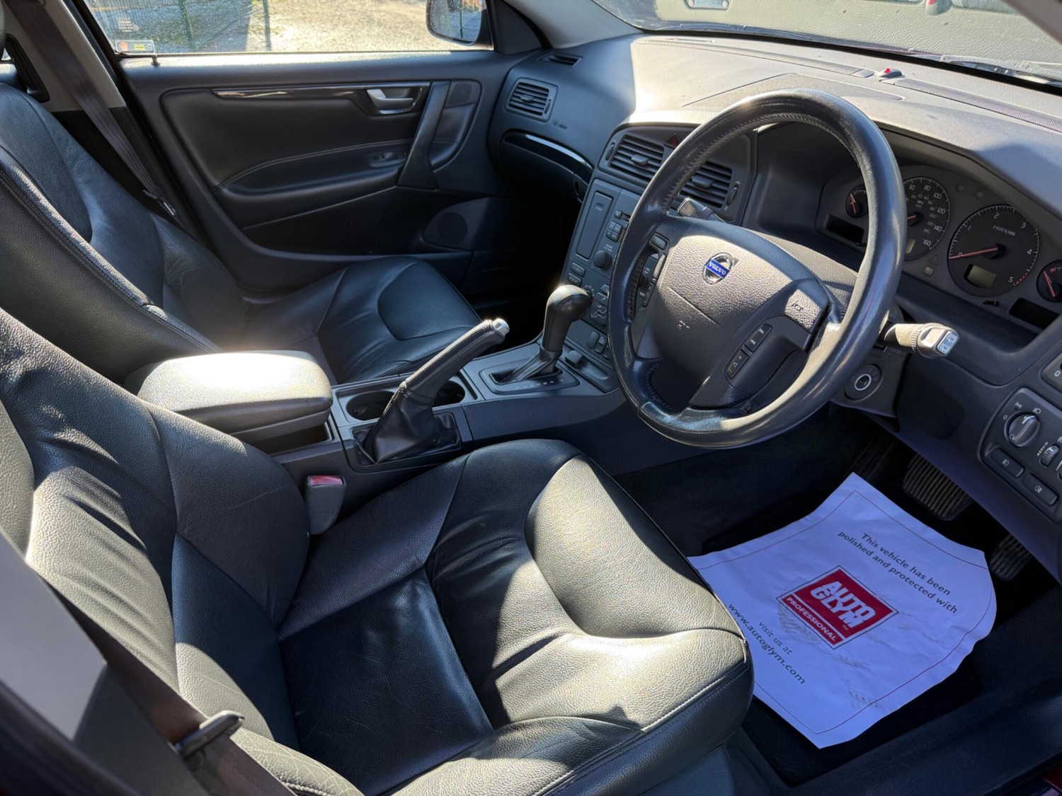 Used Volvo V70 2002 for sale - 76456635: Photo 16